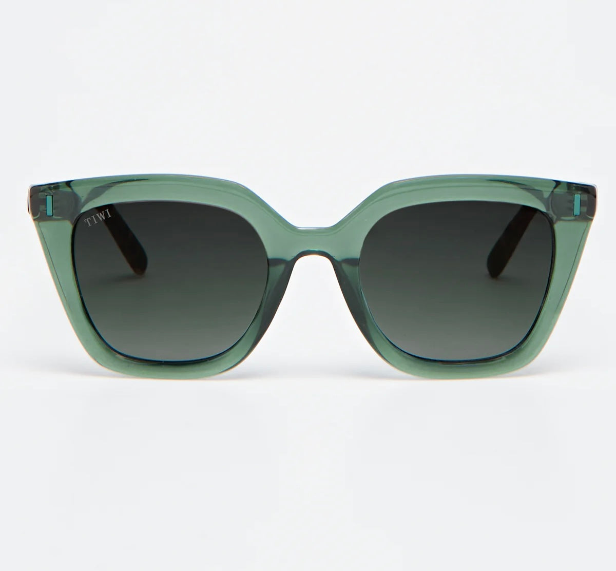 HALE Sunglasses Available in more colors Green/Tortoise Temples