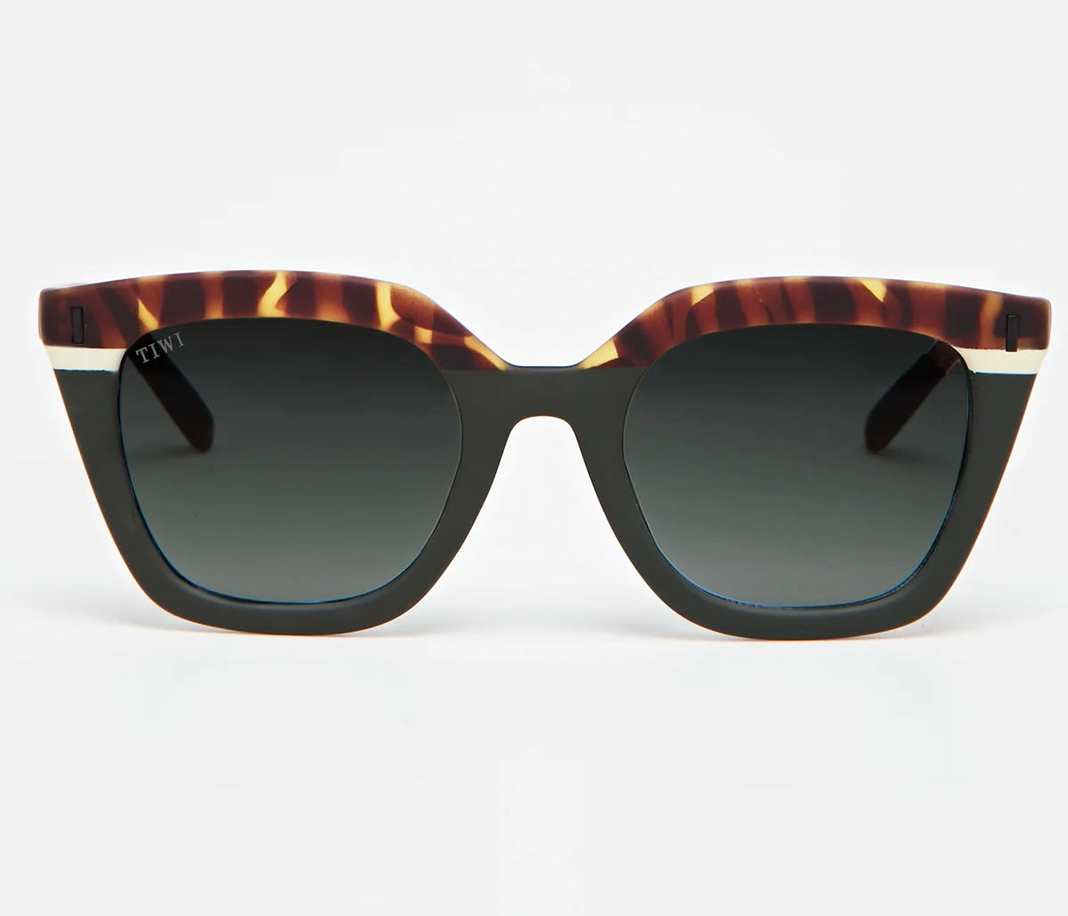 HALE Sunglasses Available in more colors Tricolor Green Tortoise/Green/Beige
