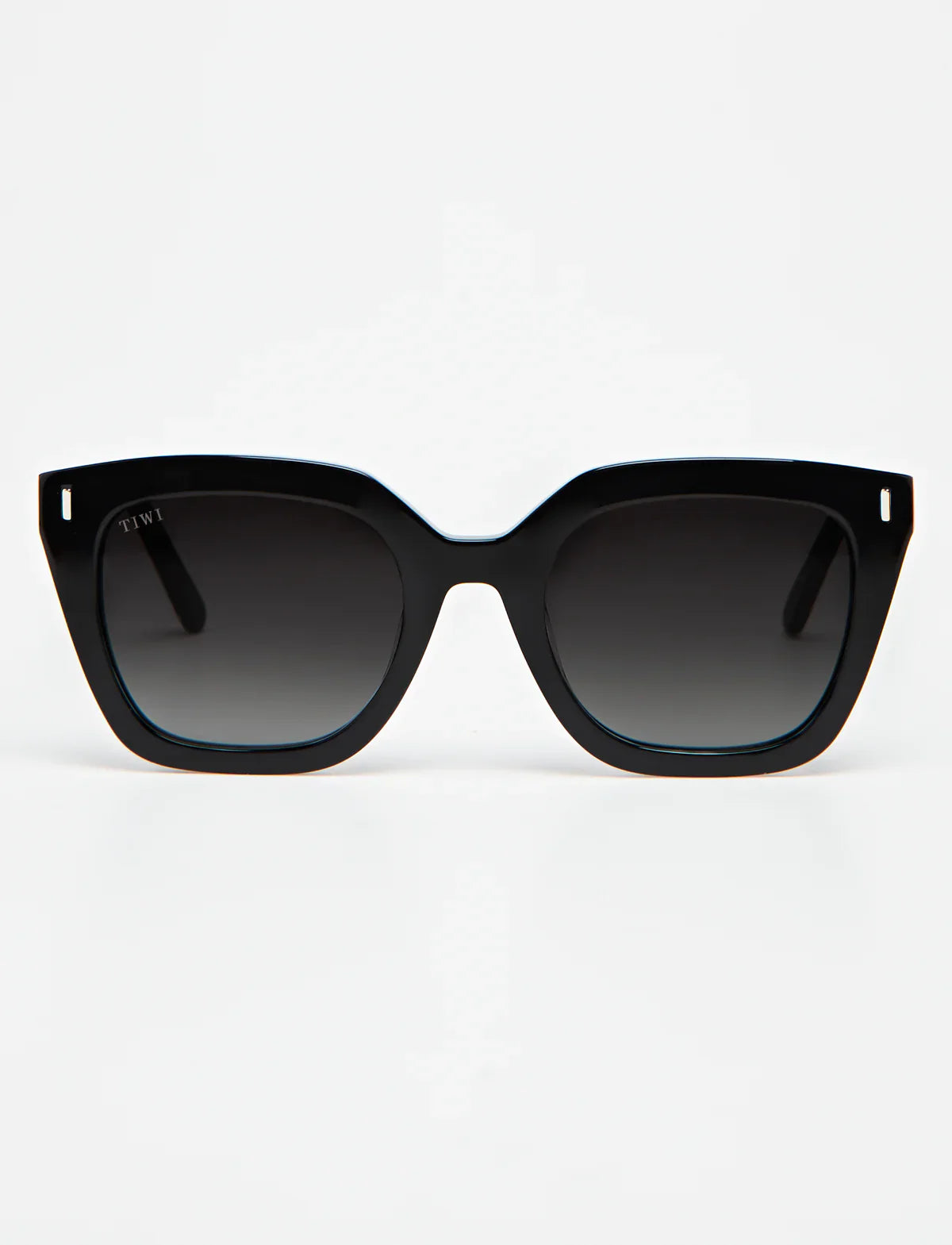 Limited Edition - Collection 1/300 Sunglasses Available in more colors Hale Black Limited Edition 1/300