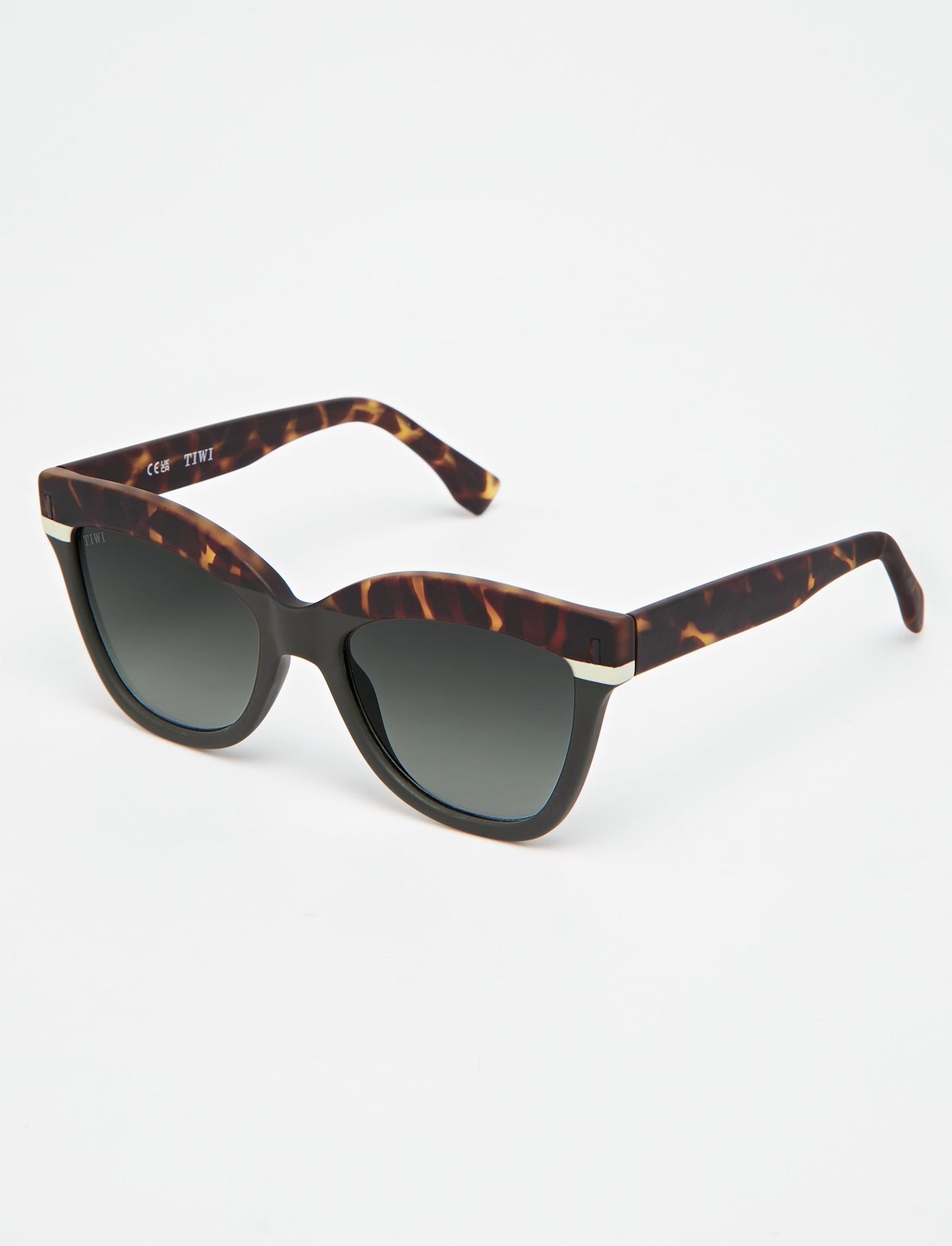 MAUI Sunglasses Available in more colors
