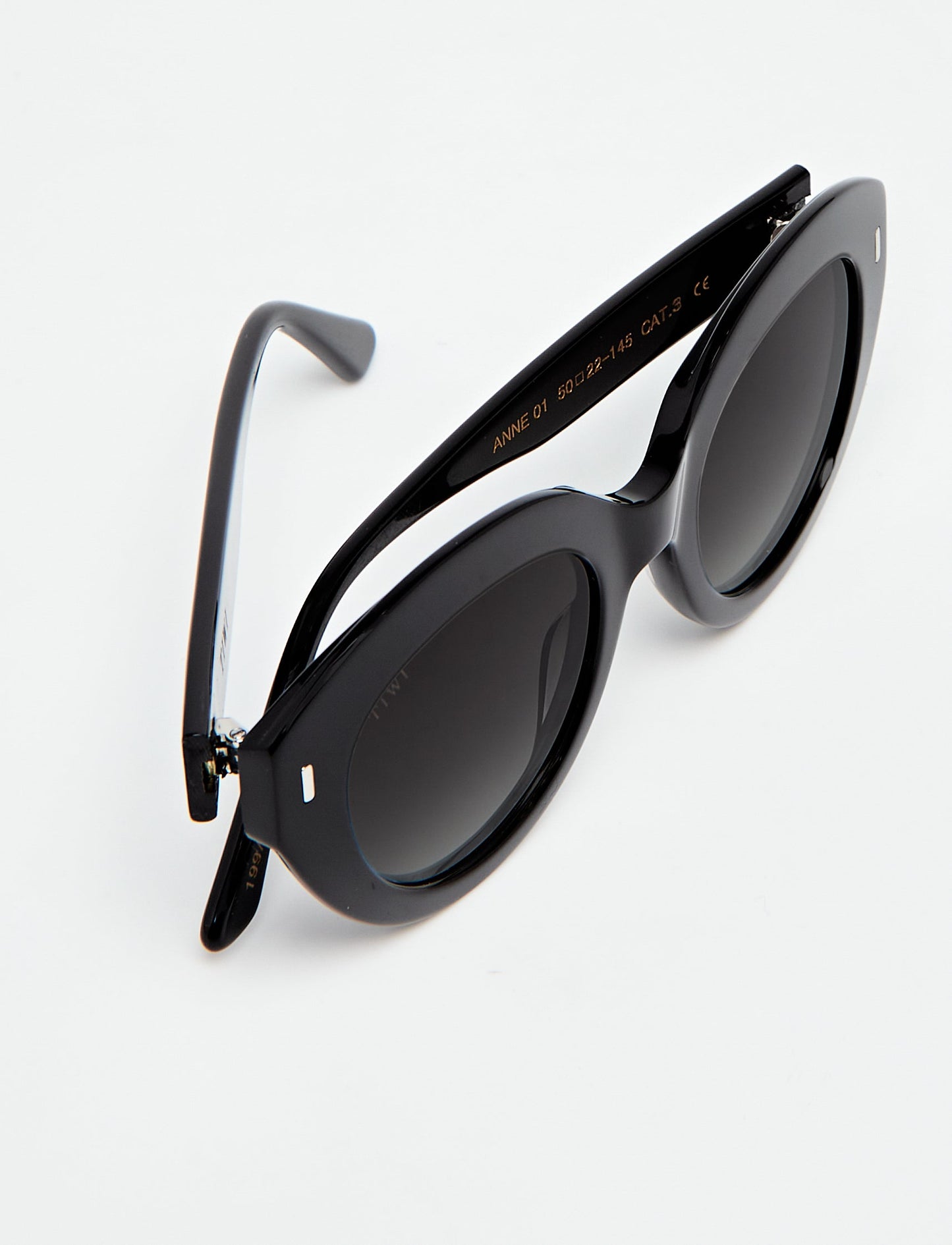 Limited Edition - Collection 1/300 Sunglasses Available in more colors