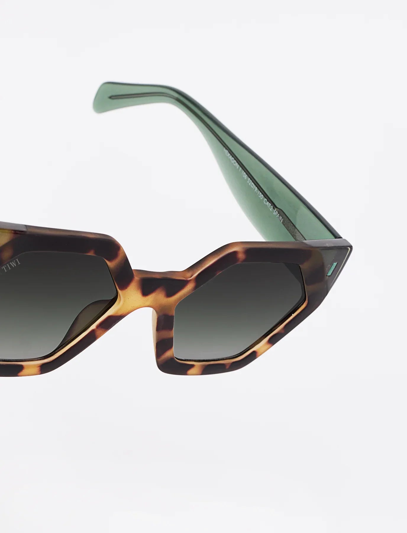 HEXAGON I Sunglasses Available in more colors