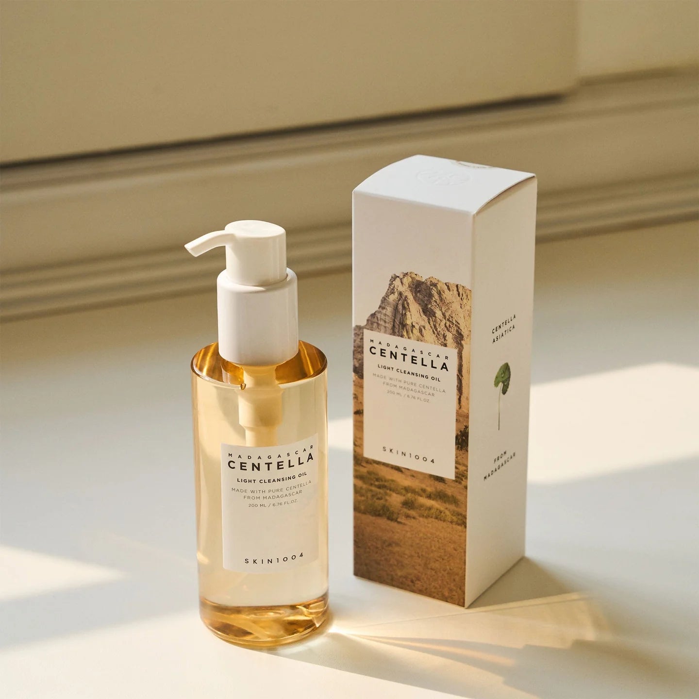 CENTELLA  LIGHT CLEANSING OIL 200ML
