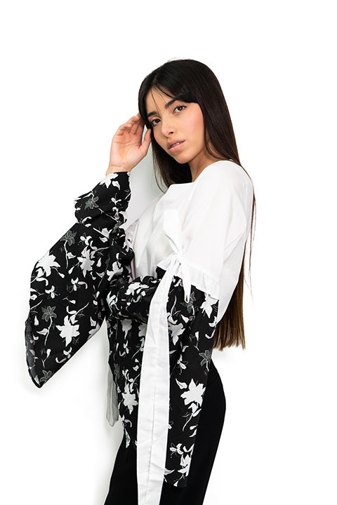 Camisa de manga acampanada con estampado floral