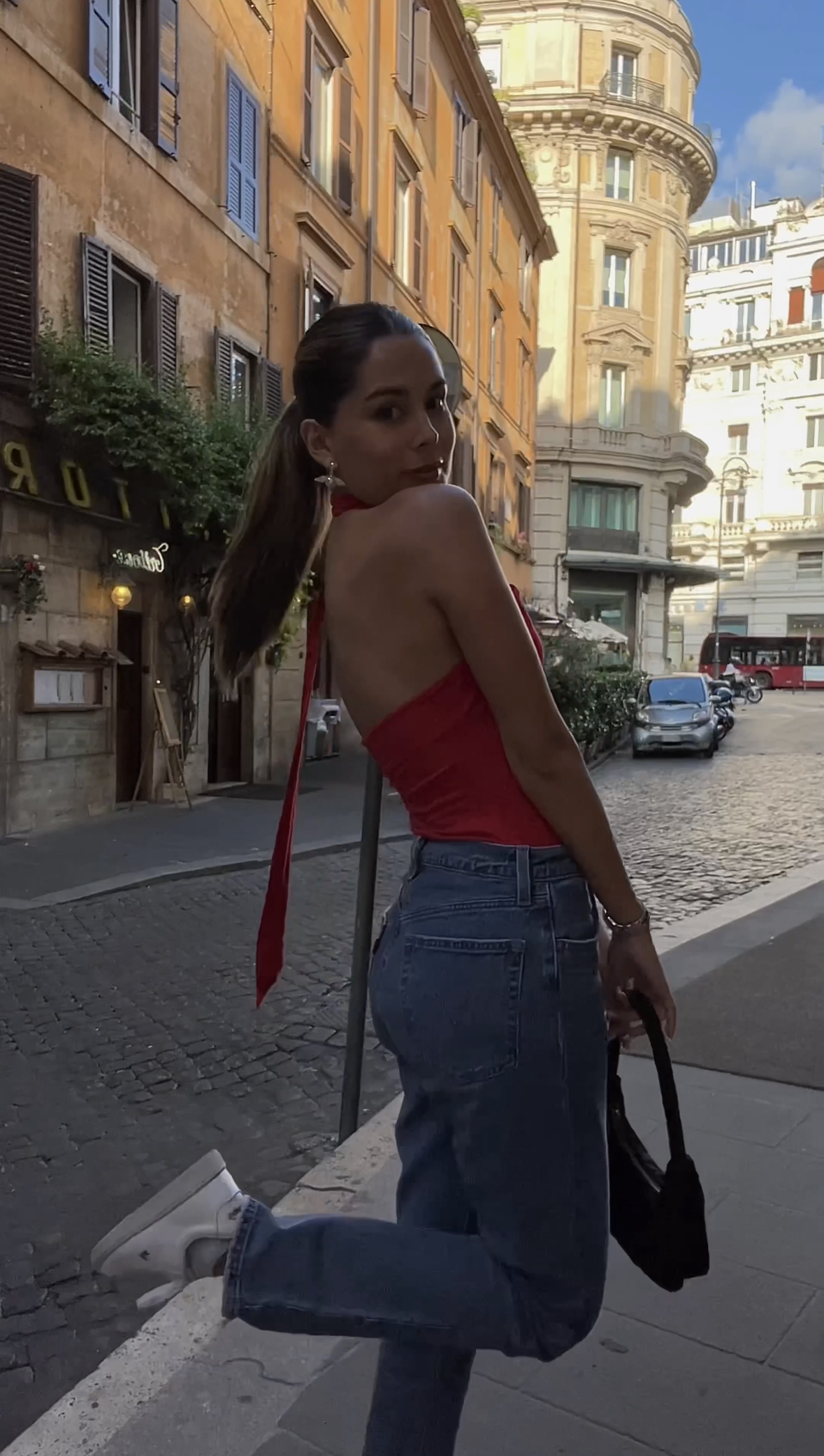ALEXA HALTER TOP red