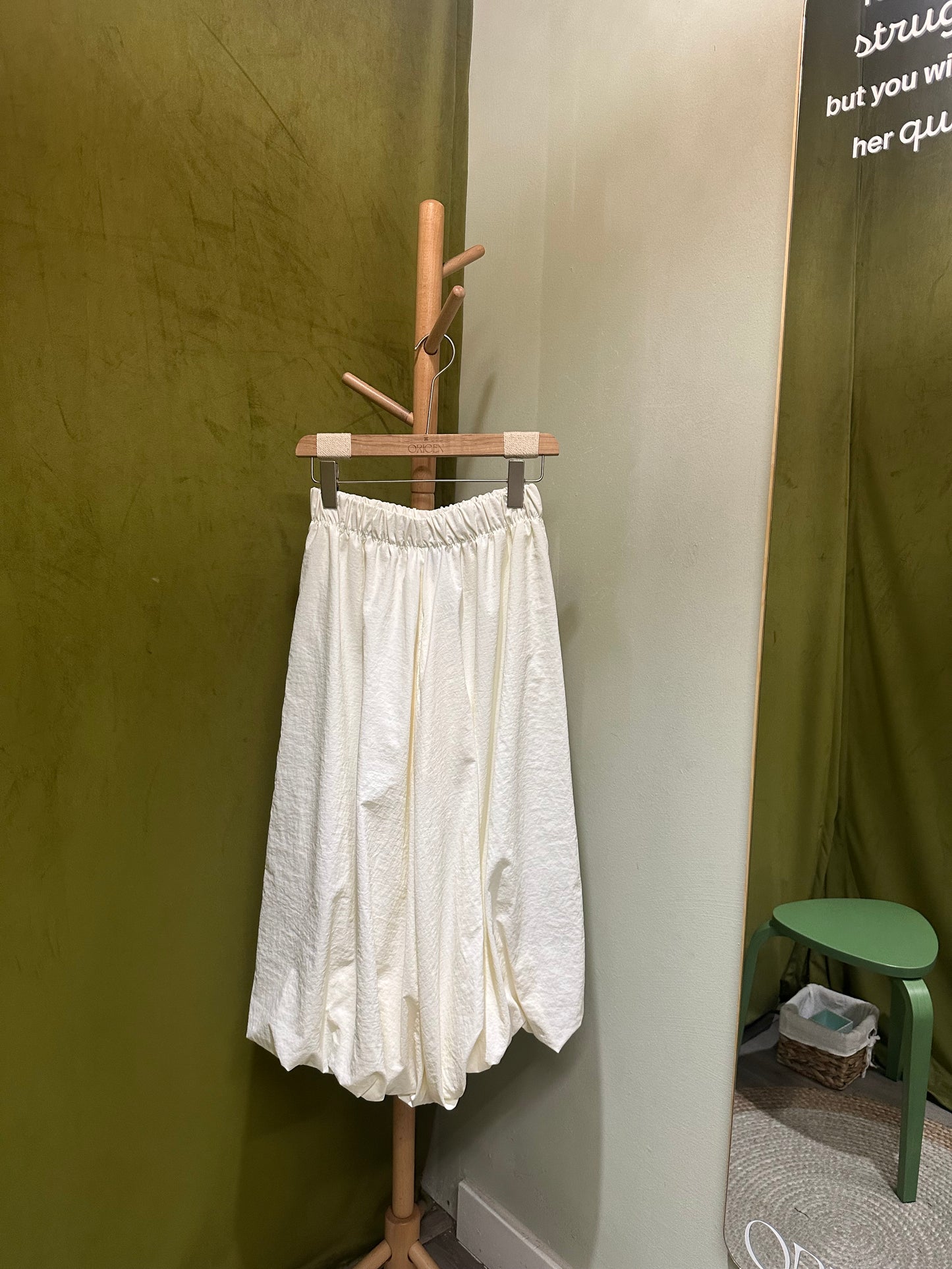 BULB OFF WHITE SKIRT