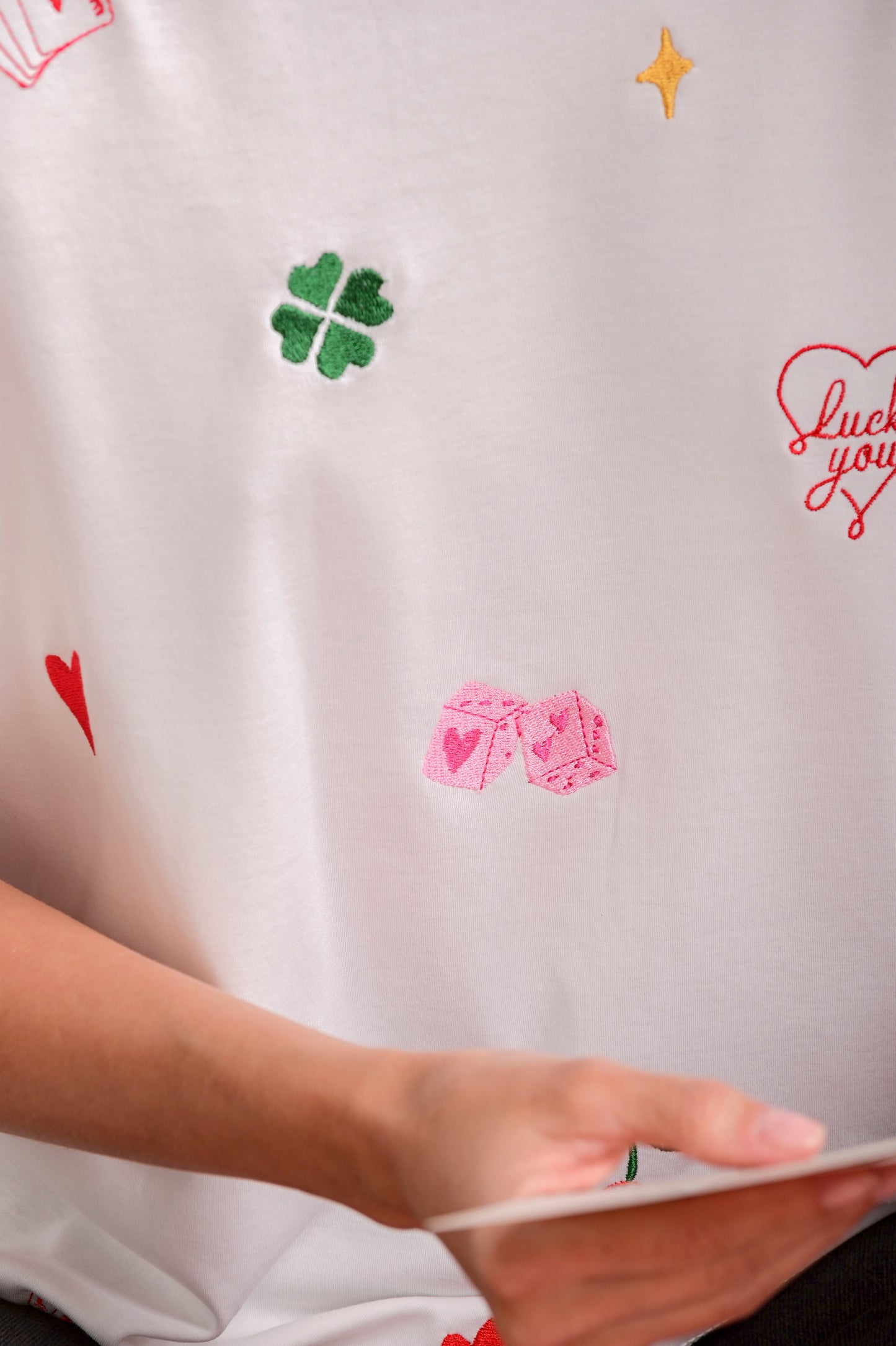 LUCKY ROUND NECK SHORT-SLEEVE T-SHIRT