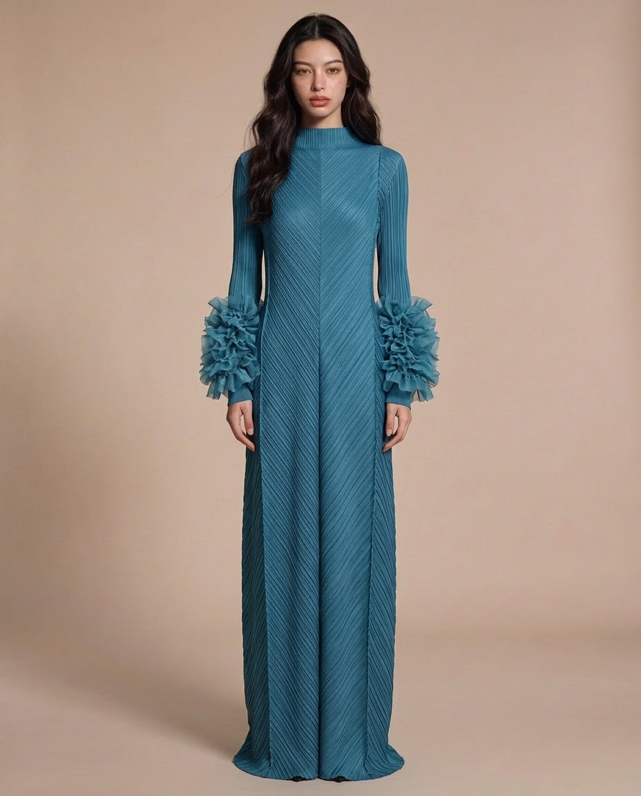 Long Sleeve Transversal Pleat Dress