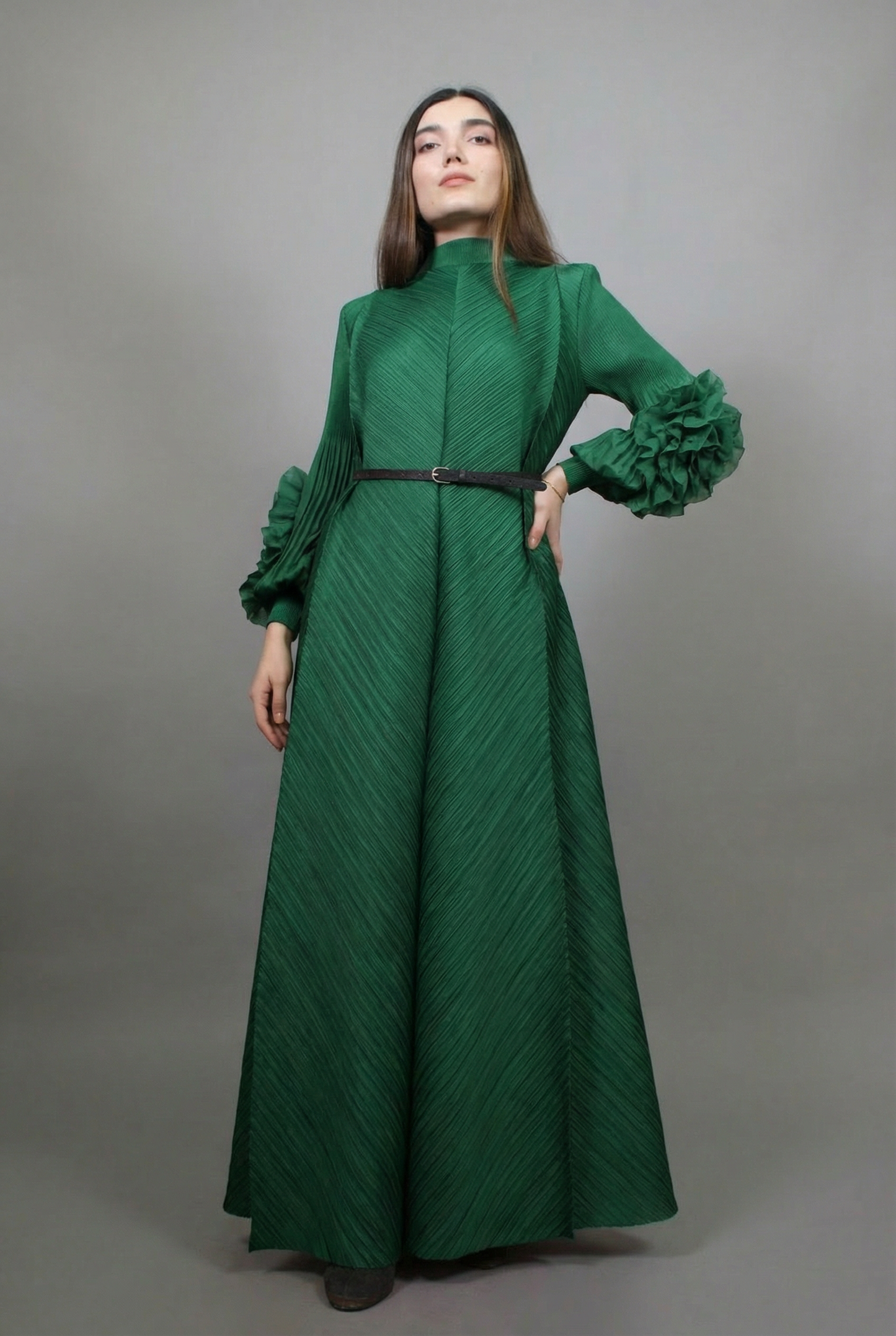 Long Sleeve Transversal Pleat Dress