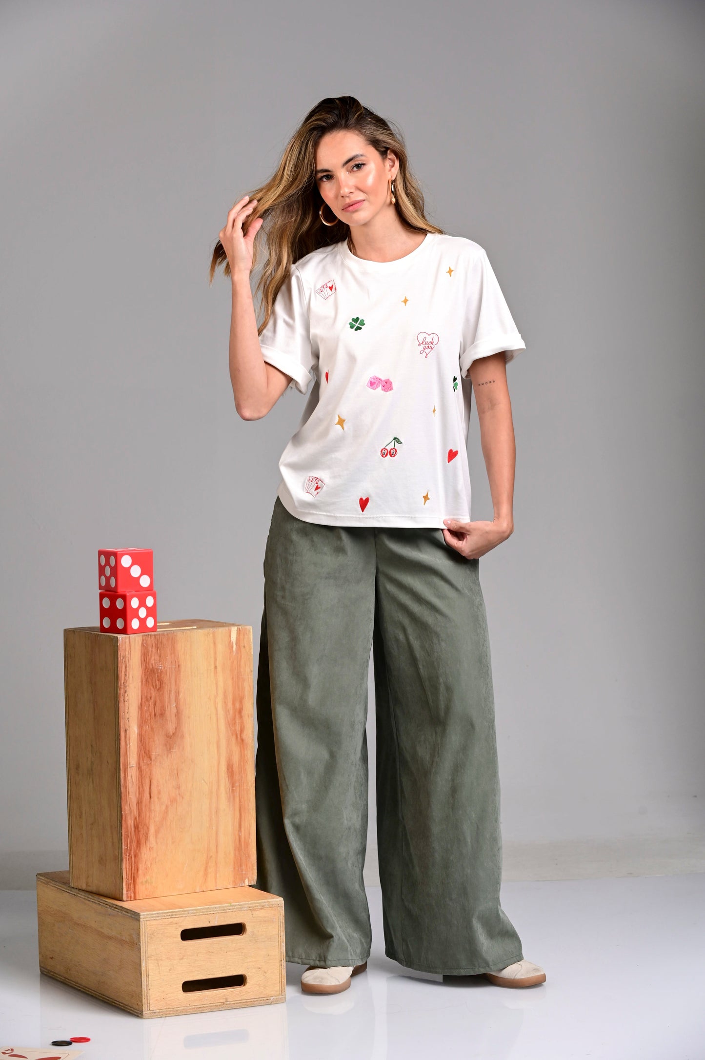 LUCKY ROUND NECK SHORT-SLEEVE T-SHIRT