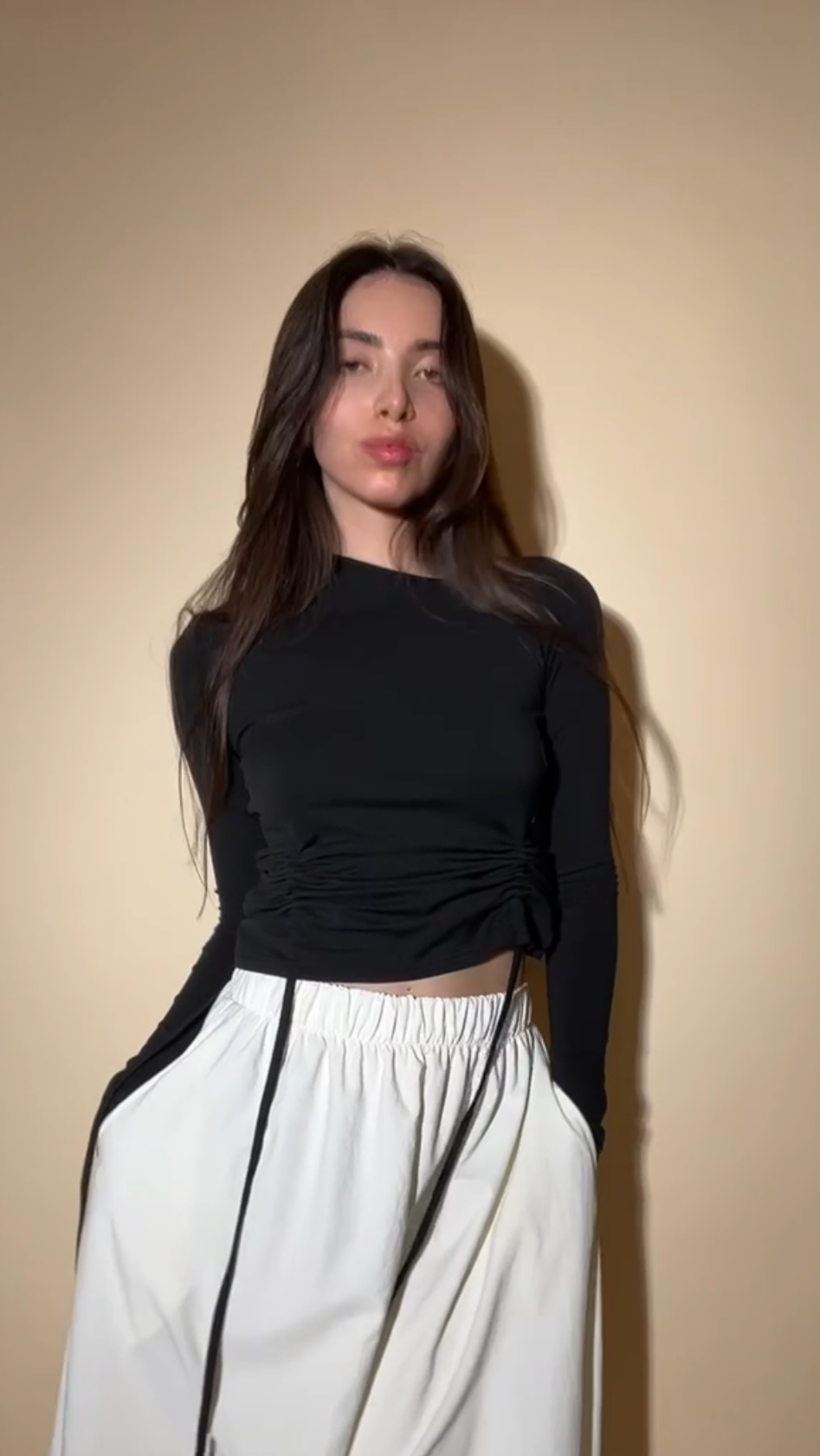 BULB OFF WHITE SKIRT