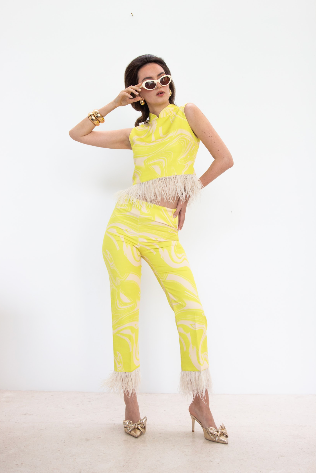 Yellow Submarine Feather Set